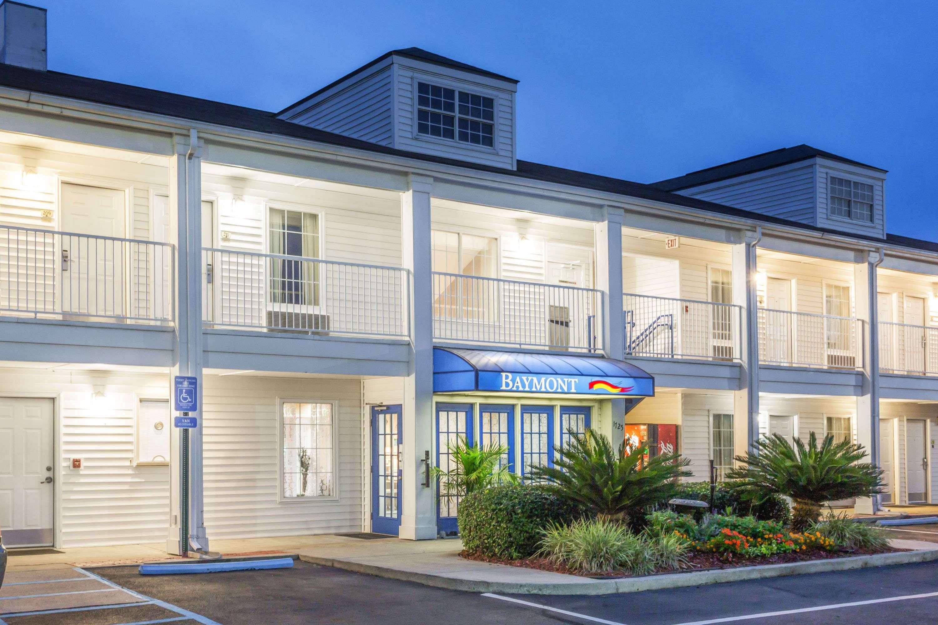 Baymont By Wyndham Valdosta At Valdosta Mall Exterior foto
